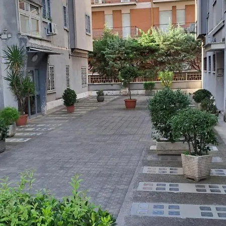 Casa Azalee Апартаменты Рим