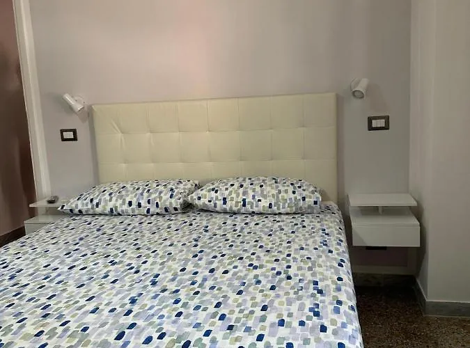 Casa Azalee Рим